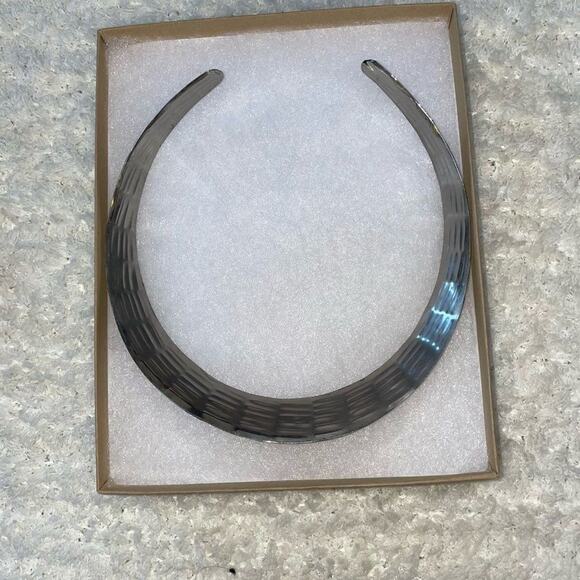 Mixed Metal Collared Necklace | Sz OS - Picture 3 of 3